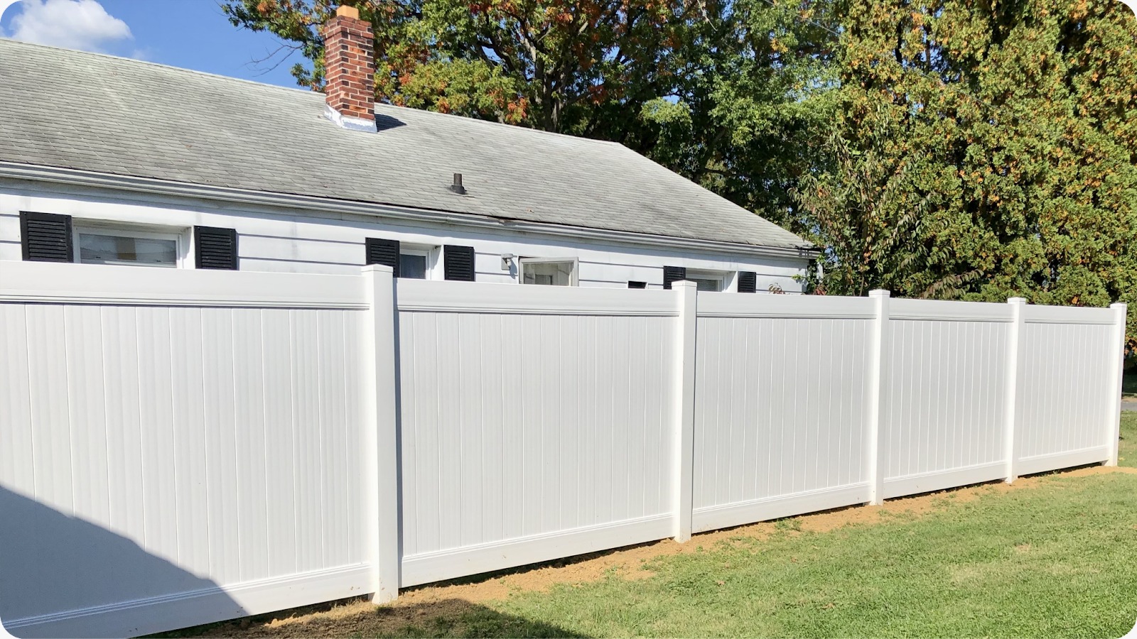 Vinyl Fences Installation in Huntersville, NC | Professional Fencing Contractor In Pineville Nc
